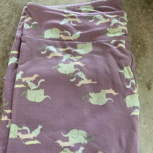 Lularoe tall and curvy leggings